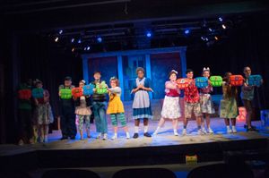 Lauren McKenna Photo