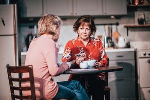  Gretchen Corbett and Sharonlee McLean Photo