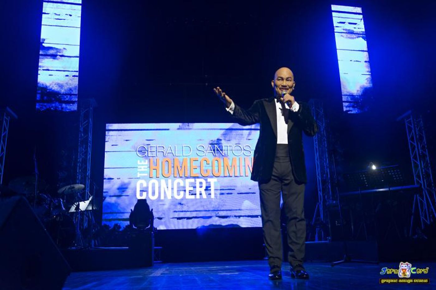 Photos: MISS SAIGON UK Stars Reunite in Gerald Santos' Homecoming Concert  Image