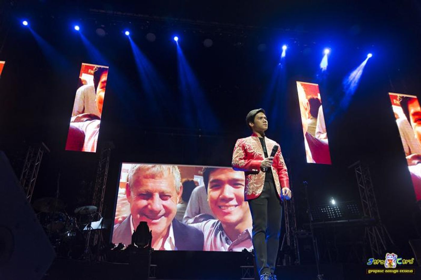 Photos: MISS SAIGON UK Stars Reunite in Gerald Santos' Homecoming Concert  Image