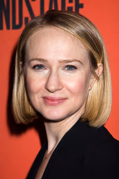 Halley Feiffer Photo