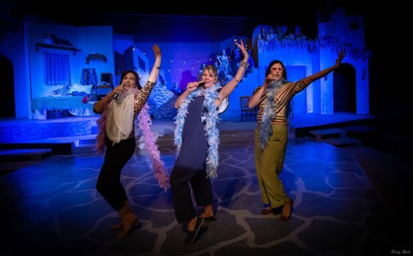 Photo Coverage: Get A First Look at MAMMA MIA! at Fargo Moorhead Community Theatre  Image
