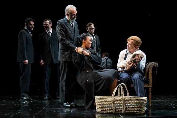 Martin Zebari (Cleomenes), Josh Carpenter (Dion), Gregory Linington (Antigonus), Chri Photo