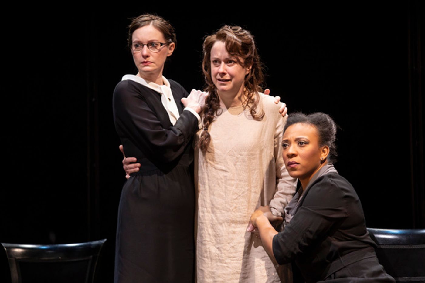 Photo Flash: First Look At THE WINTER'S TALE At Goodman Theatre  Image