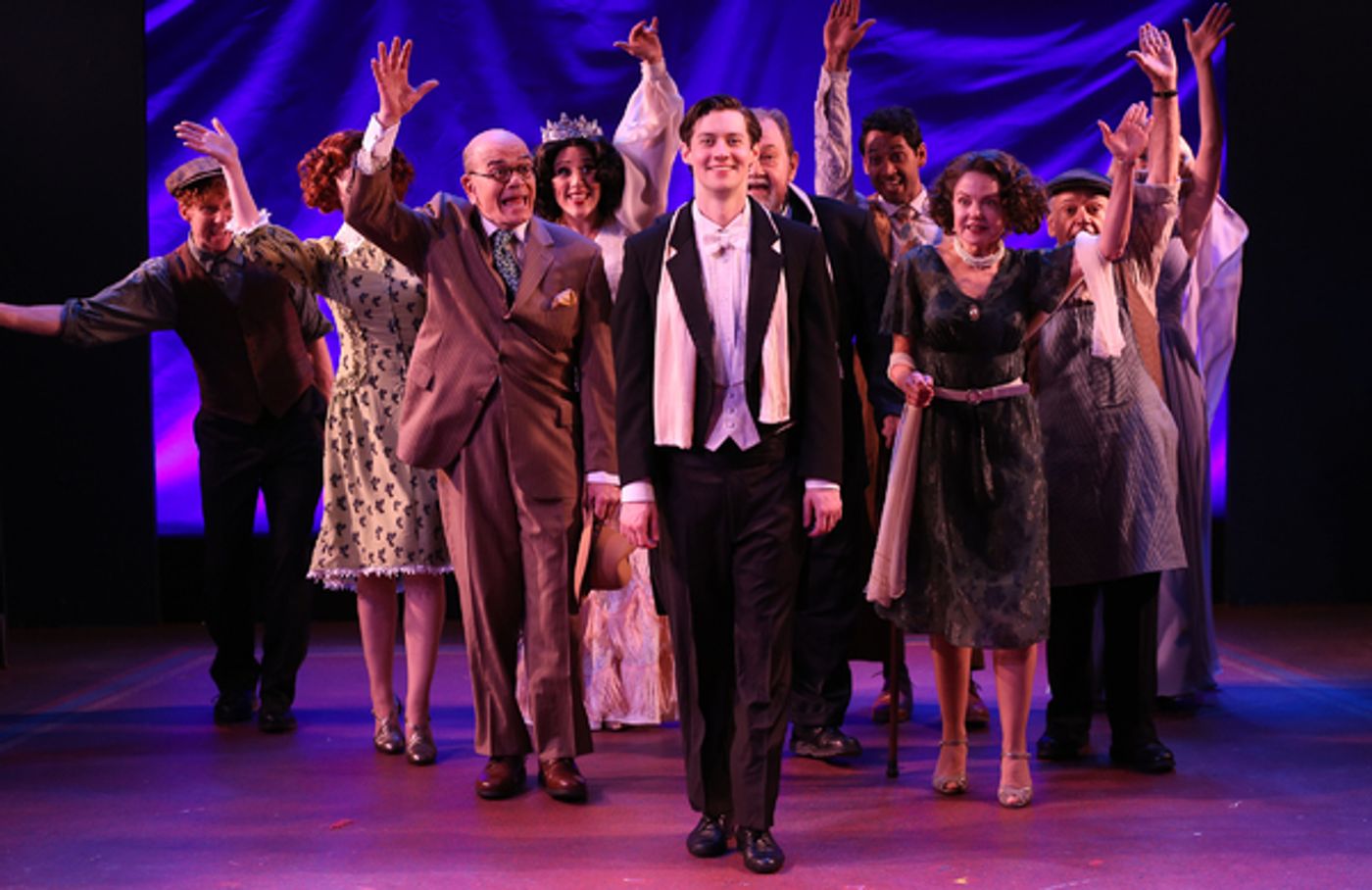 Photo Flash: First Look at ENTER LAUGHING  Image