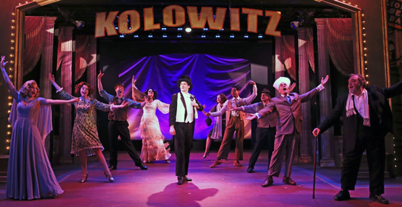 Photo Flash: First Look at ENTER LAUGHING  Image