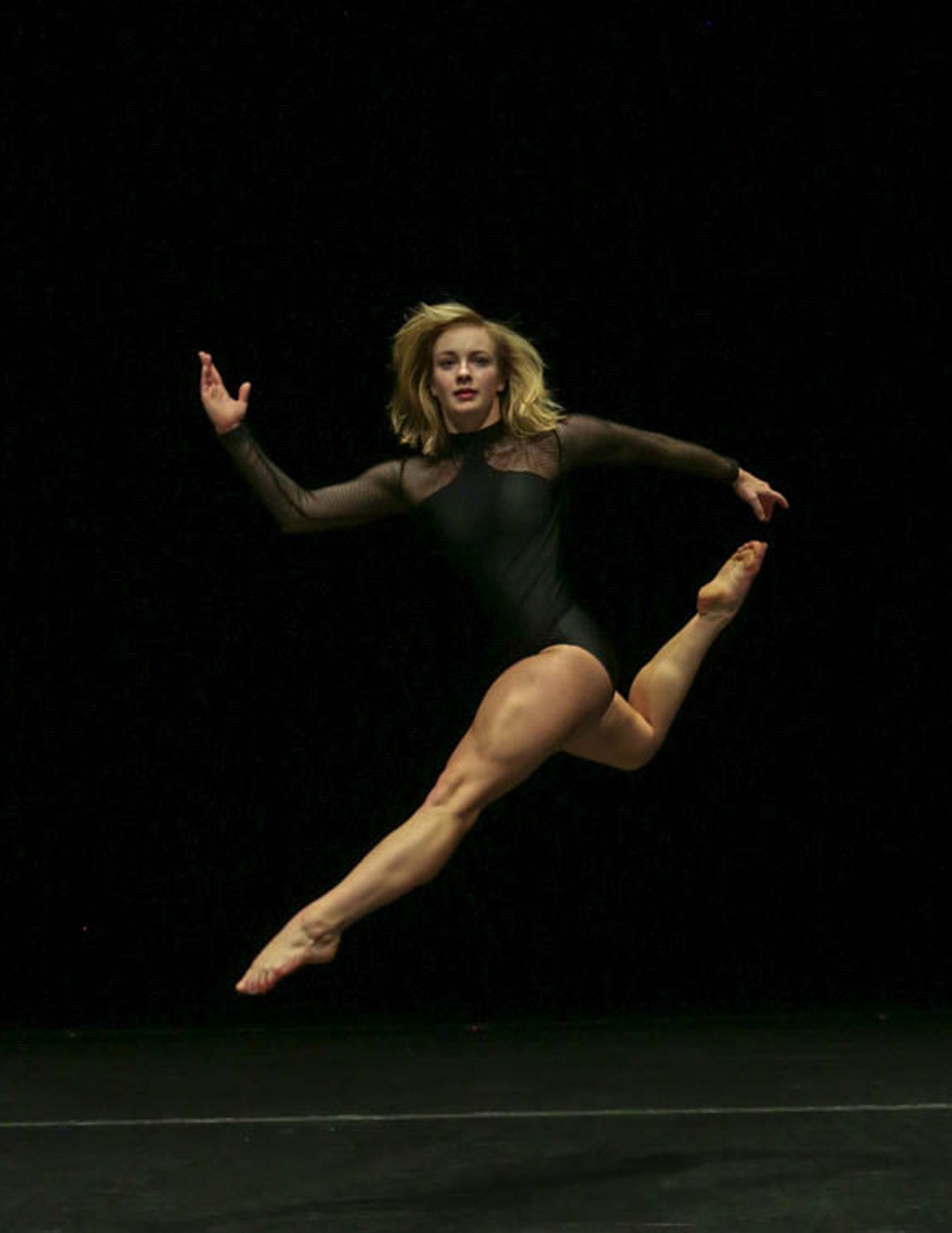 Feature: THE FIRST GRADUATING CLASS AT USC KAUFMAN HAS THE WORLD AT ITS POINTED/FLEXED FEET Feature: THE FIRST GRADUATING CLASS AT USC KAUFMAN HAS THE WORLD AT ITS POINTED/FLEXED FEET Image