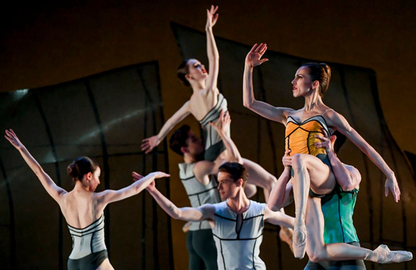 Review: WHEELDON, ELO AND ROBBINS DANCE TRIO at Academy Of Music  Image