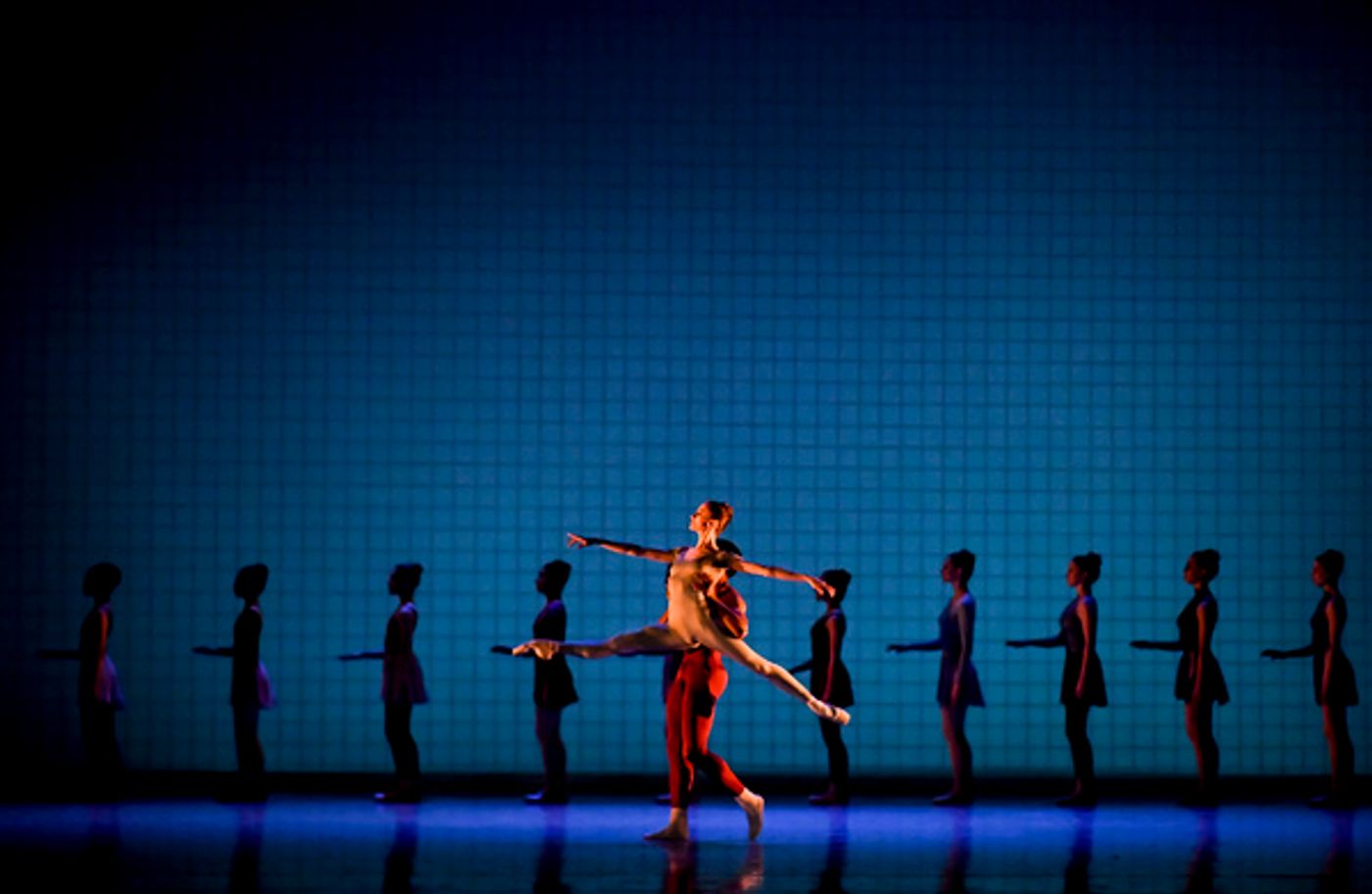 Review: WHEELDON, ELO AND ROBBINS DANCE TRIO at Academy Of Music  Image