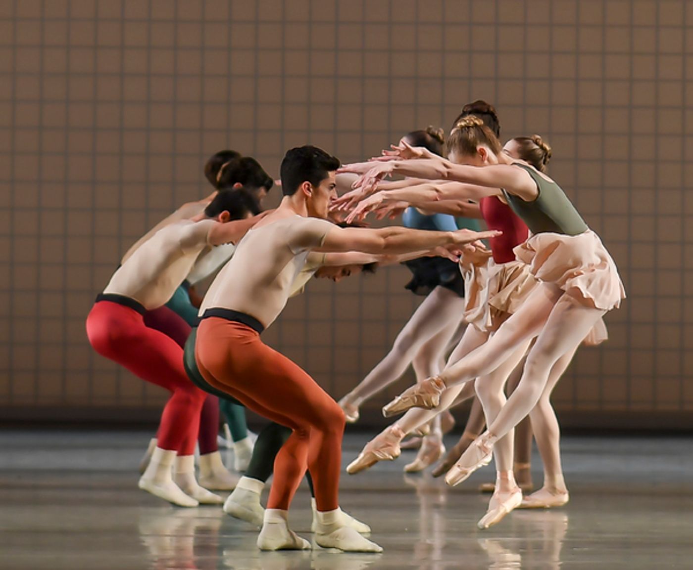 Review: WHEELDON, ELO AND ROBBINS DANCE TRIO at Academy Of Music  Image