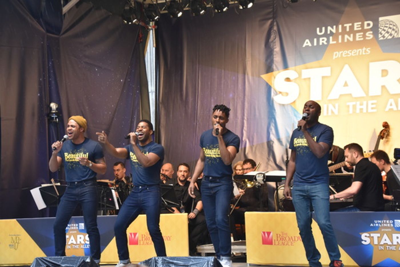 Photo Coverage: Stars From HADESTOWN, TOOTSIE, BEETLEJUICE, and More Perform at STARS IN THE ALLEY  Image