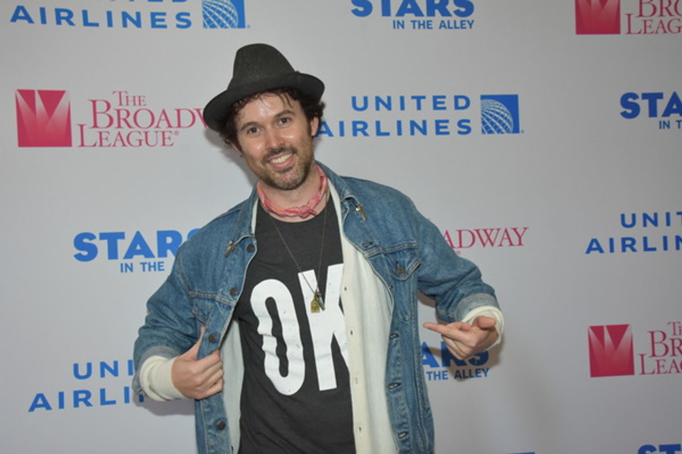 Photo Coverage: On the Red Carpet at STARS IN THE ALLEY  Image