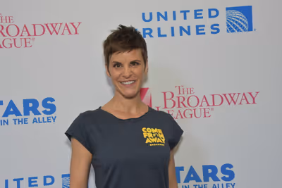 Jenn Colella Photo