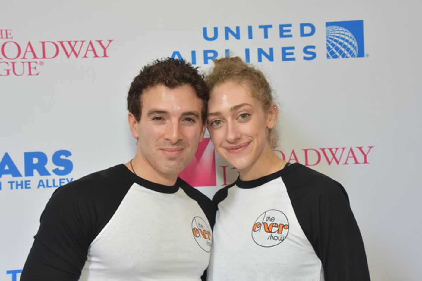 Photo Coverage: On the Red Carpet at STARS IN THE ALLEY  Image