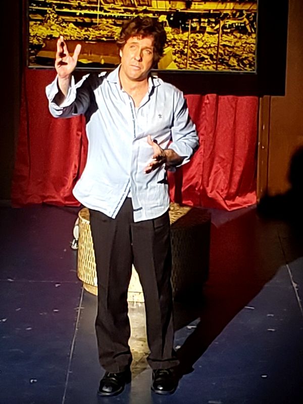 Christopher Sutton Photo