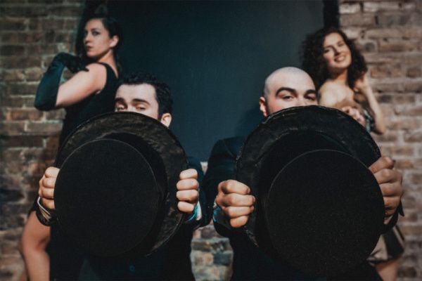 Reagan Pender and Kyle Ryan with (back, l to r) Natalie Rae and Elisabeth Del Toro Photo