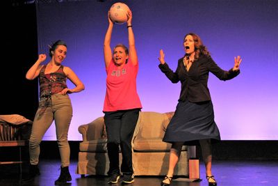 (from left) Lizzie (Rachel Schulte), Pam (Georgia DeFalco), and Arlene (Lisa Spielman Photo