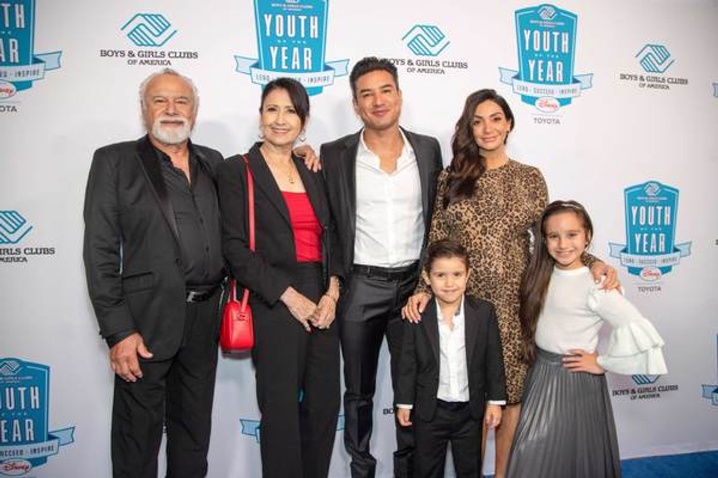 Photo Flash: Boys & Girls Clubs Of America Names 2019 Pacific Youth Of The Year  Image