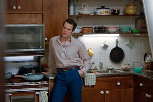 Jake Lacy as Ro Photo