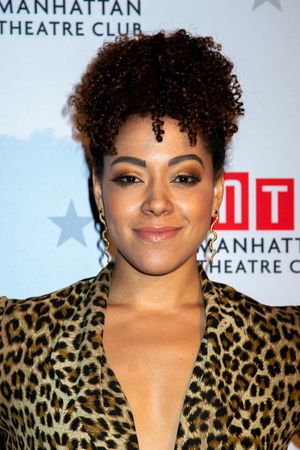 Lilli Cooper @ BroadwayWorld Lilli Cooper Photo