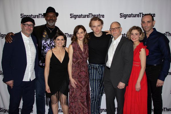 erry Kinney, Esau Pritchett, Flora Diaz, Maggie Siff, Gilles Geary, David Warshofsky, Photo
