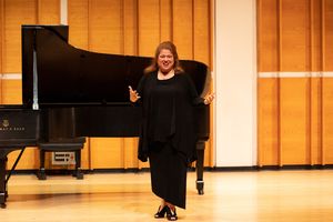 Allison Charney @ BroadwayWorld Allison Charney Photo