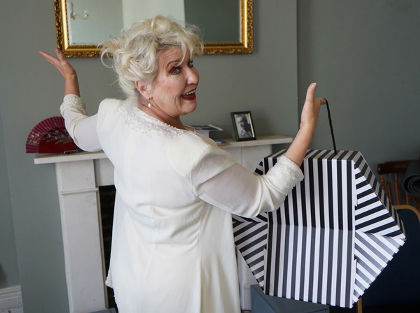 Photo Flash: First Look at the UK Premiere of CORAL BROWNE: THIS F***ING LADY!  Image