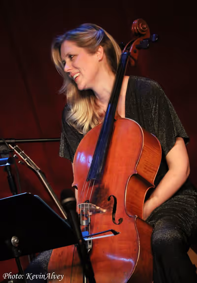 Mairi Dorman Phaneuf Photo