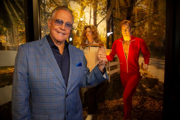 Lee Majors unveils Bionic Exhibit Photo