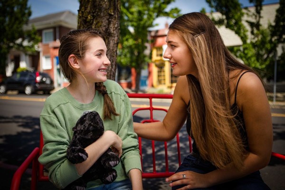Young Sophie (Alexandria Bray) & Sophie (Kate Anders)  at 