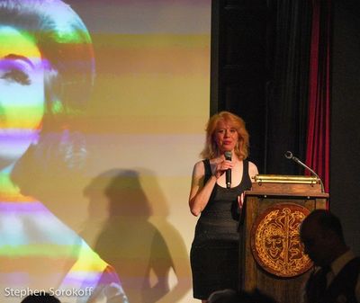 Deborah Grace Winer Photo