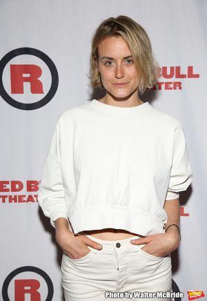 Taylor Schilling Photo