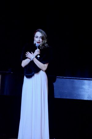 Lianne Marie Dobbs @ BroadwayWorld Lianne Marie Dobbs Photo