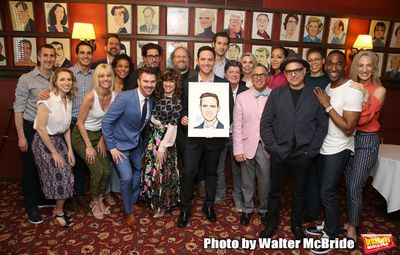 Santino Fontana with the â€œTootsieâ€ Company  Photo