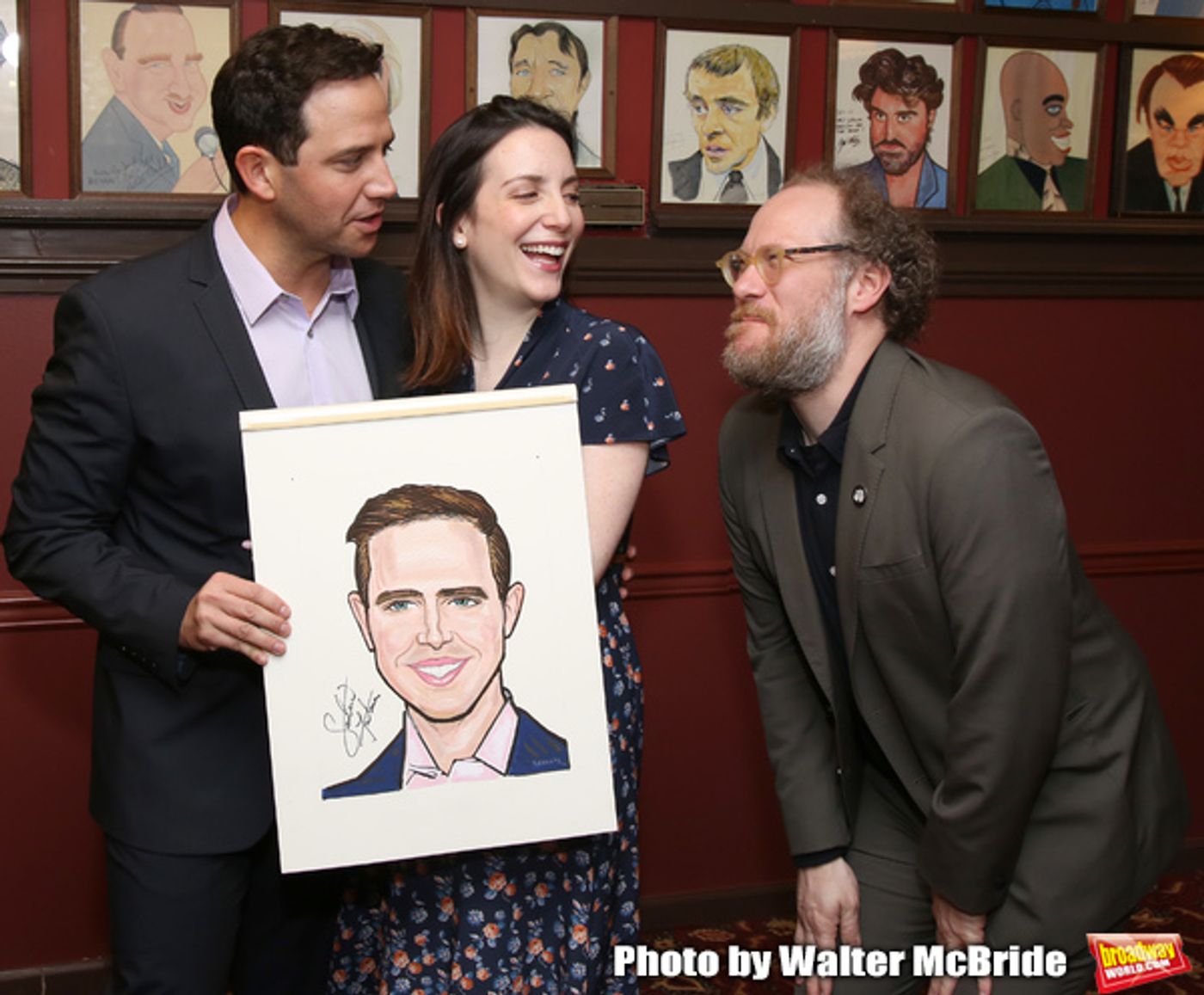 Photo Coverage: TOOTSIE Star Santino Fontana Gets His Very Own Sardi's Portrait Photo Coverage: TOOTSIE Star Santino Fontana Gets His Very Own Sardi's Portrait Image