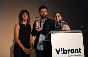 Special guests, presentors Stephanie Szostak and James Roday and Vibrant President and CEO Kimberly Williams @ BroadwayWorld Special guests, presentors Stephanie Szostak and James Roday and Vibrant President a Photo