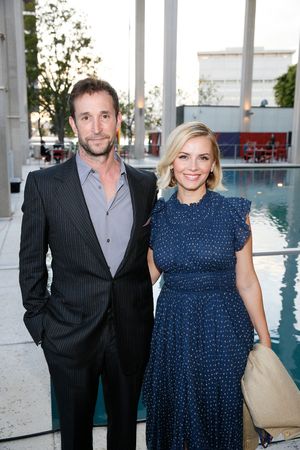 Noah Wyle and Sara Wells @ BroadwayWorld Noah Wyle and Sara Wells Photo