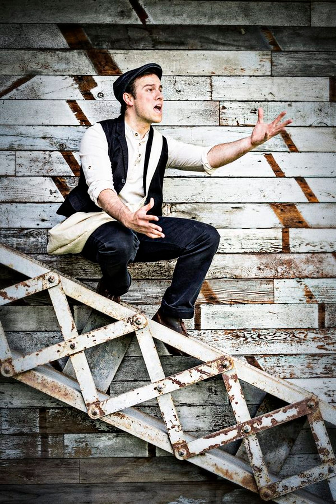 Photo Flash: Disney's NEWSIES Opens SCERA'S 35th Season  Image