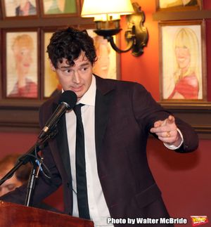 Benjamin Walker  Photo