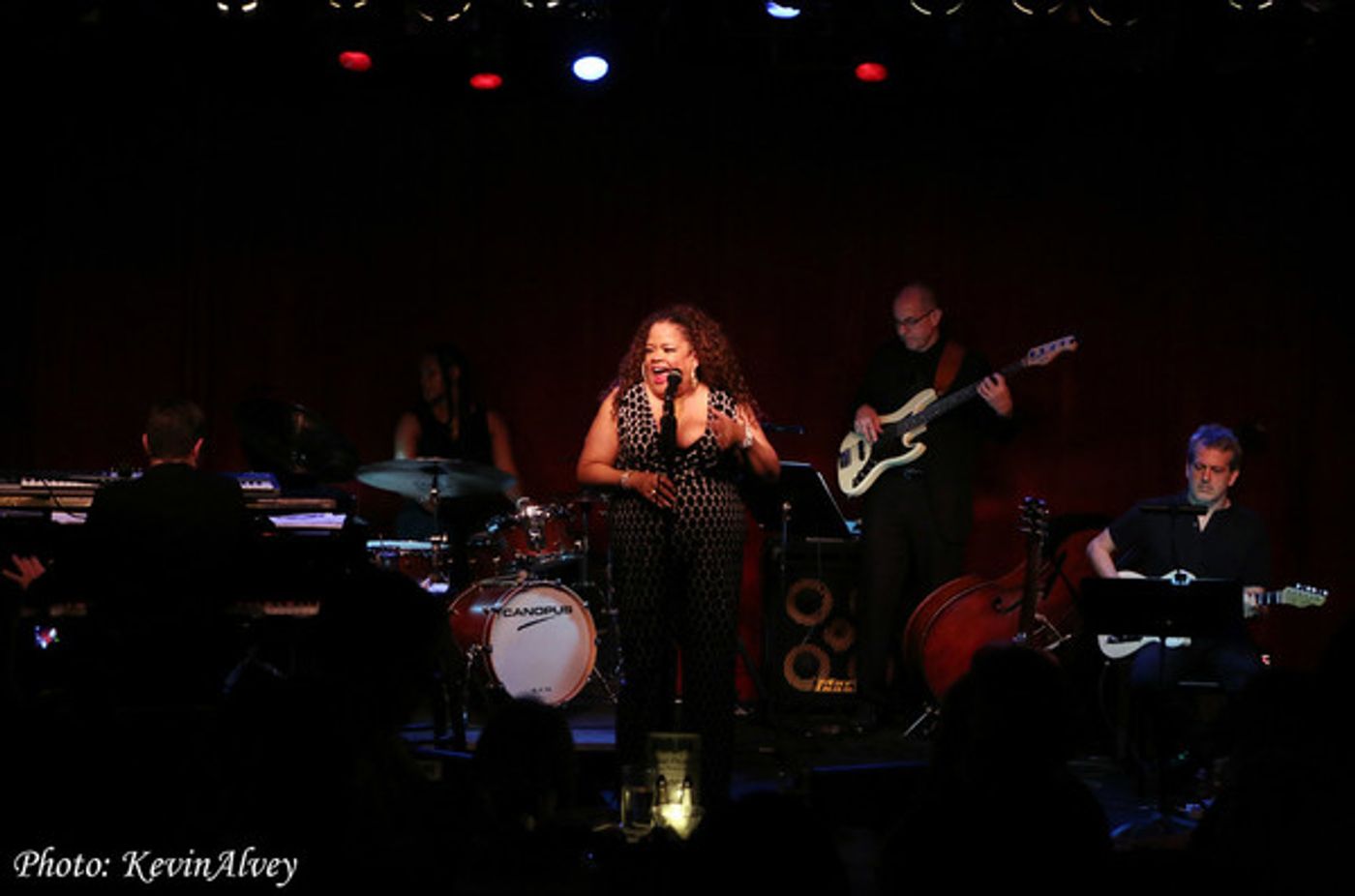 Photo Flash: Natalie Douglas Continues Tributes at Birdland  Image