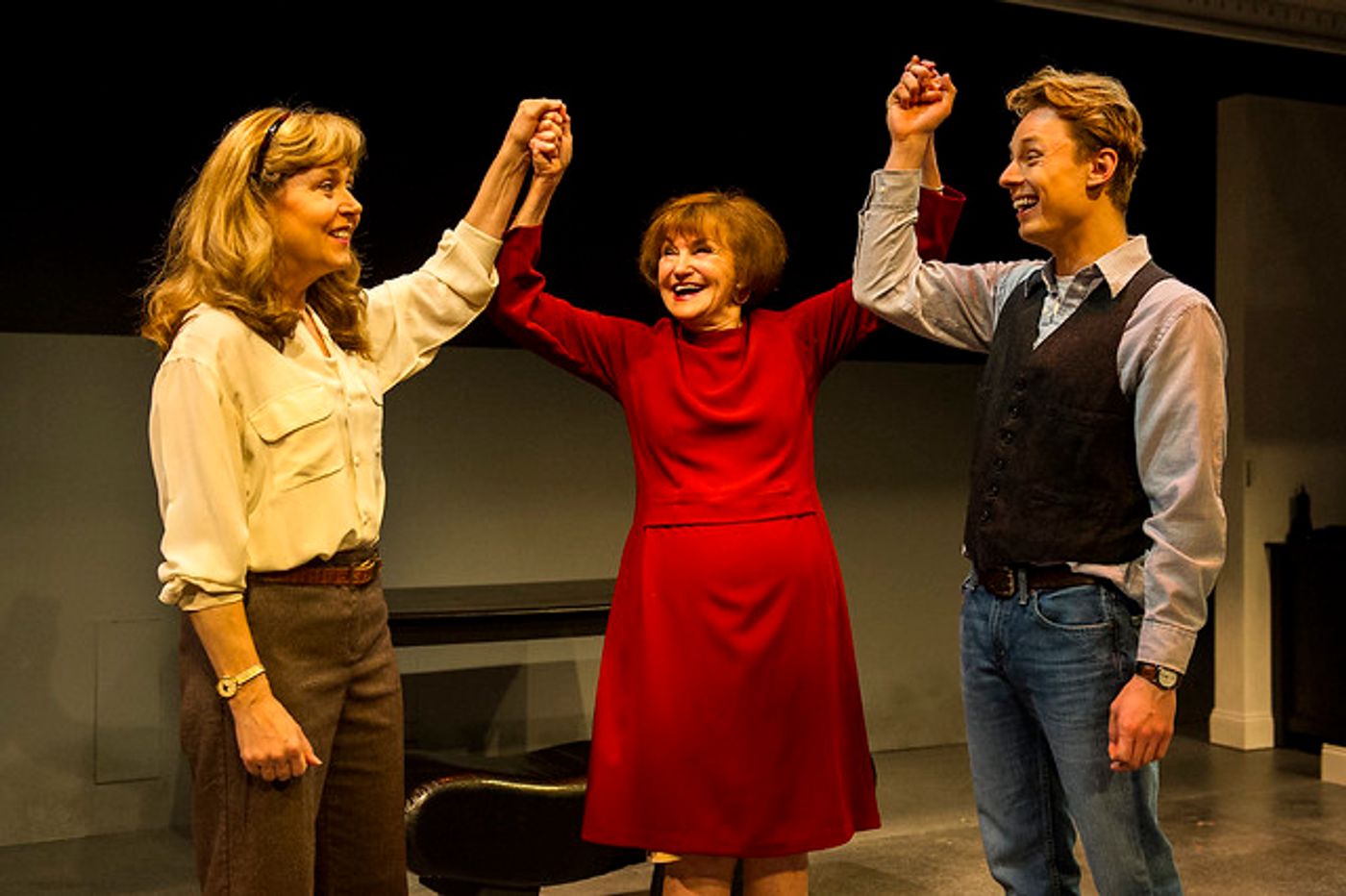 Review: THE WAVERLY GALLERY Opens Shakespeare & Company's 2019 Season with A Loud and Resounding WOW!  Image