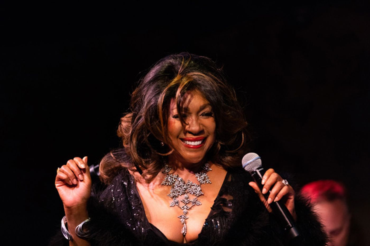 Photo Flash: Mary Wilson of The Supremes Takes The Stage At Cafe Carlyle  Image