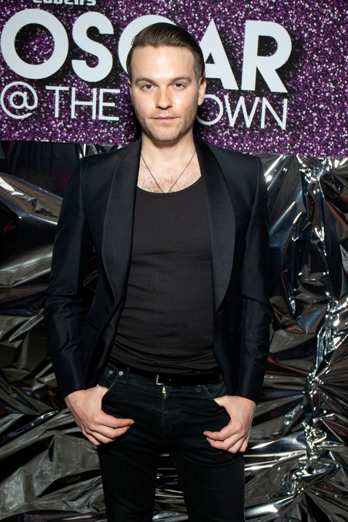 Photo Flash: OSCAR AT THE CROWN Celebrates Opening Night  Image