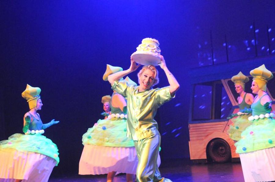 Review: Ottawa's Orpheus Theatre Delivers Hits, Comedy and, Oh, So Much Camp with PRISCILLA: QUEEN OF THE DESERT THE MUSICAL Image