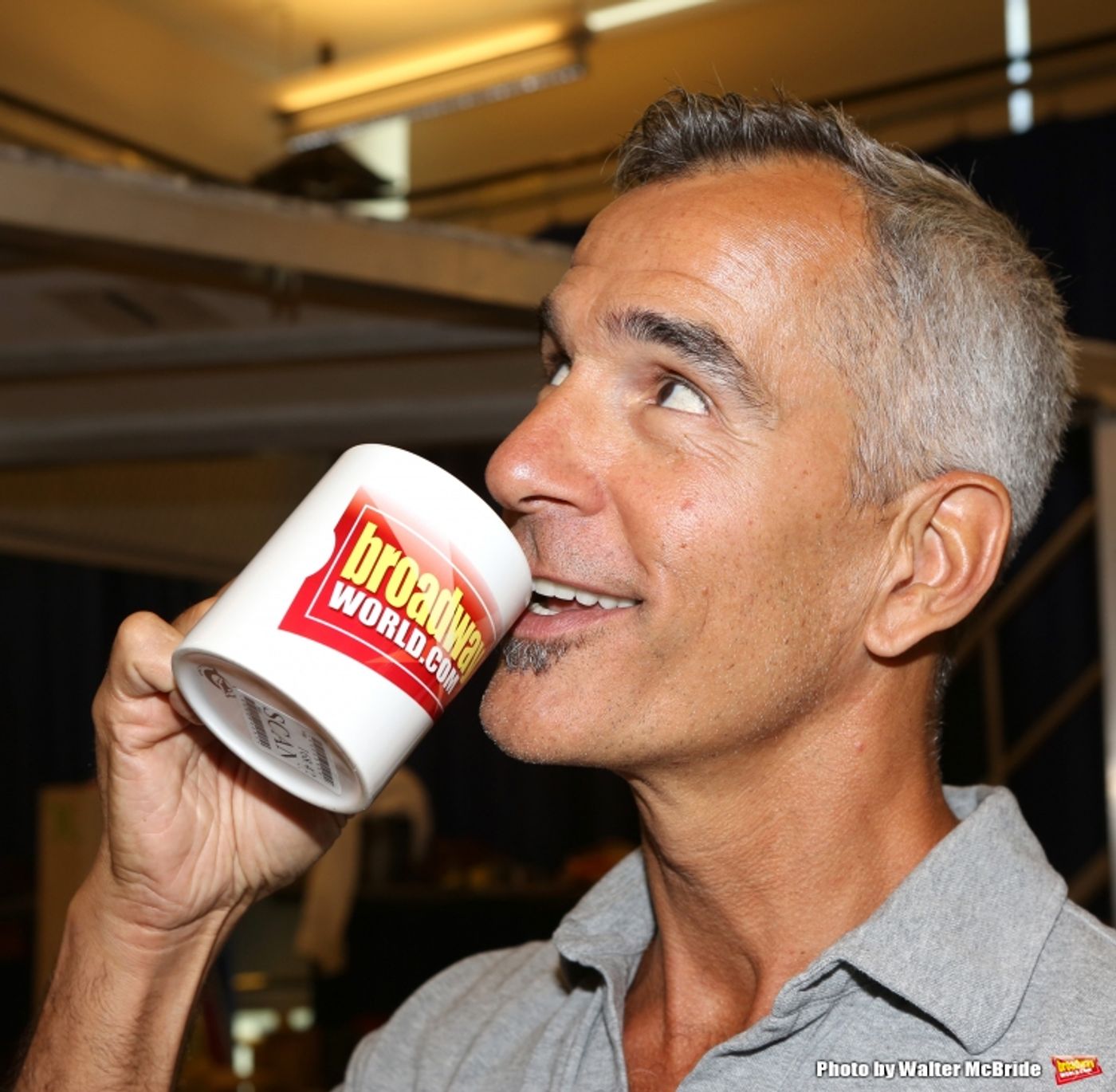 Wake Up With BWW 6/3: Drama Desk Award Winners, and More!  Image