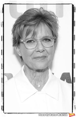 Annette Bening attend the 'Film Stars Don't Die in Liverpool' premiere during the 201 Photo