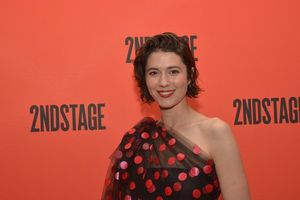 Mary Elizabeth Winstead @ BroadwayWorld Mary Elizabeth Winstead Photo