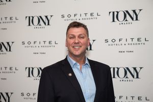 Warren Carlyle @ BroadwayWorld Warren Carlyle Photo