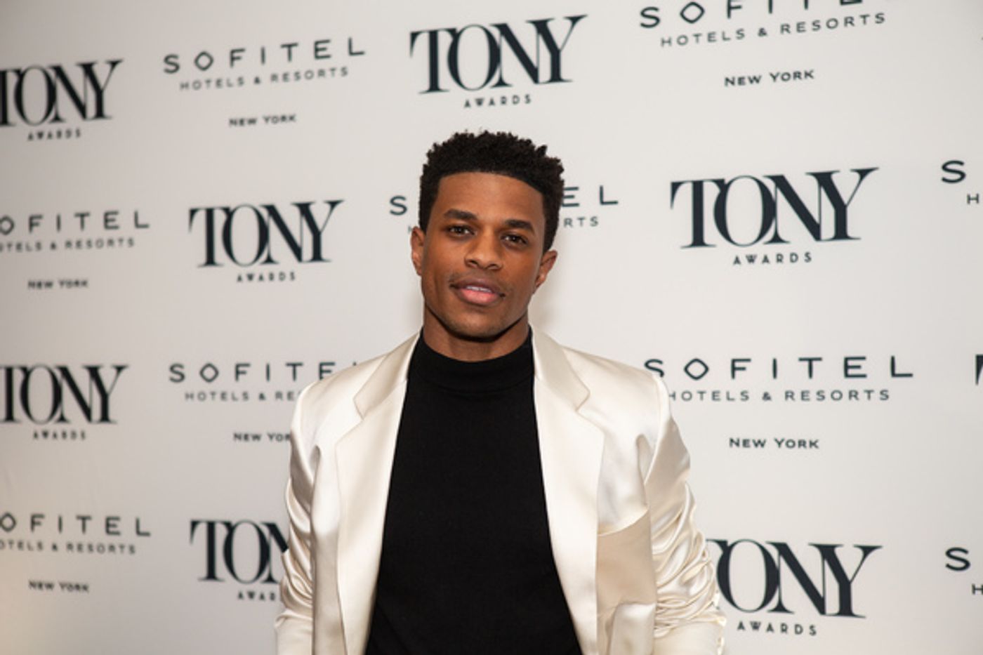 Photo Coverage: The 2019 Tony Nominees Strut the Red Carpet to Celebrate the Tony Honorees!  Image