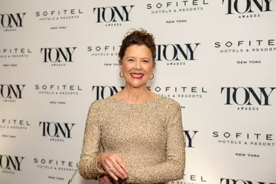 Annette Bening Photo